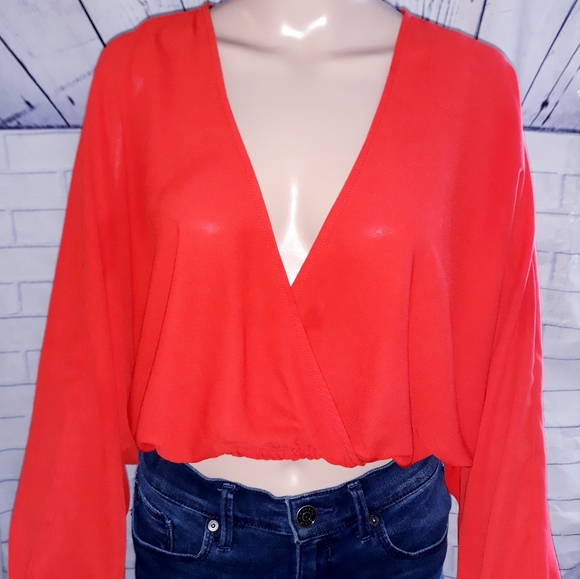 Sheer wrap top - Picture 2 of 4